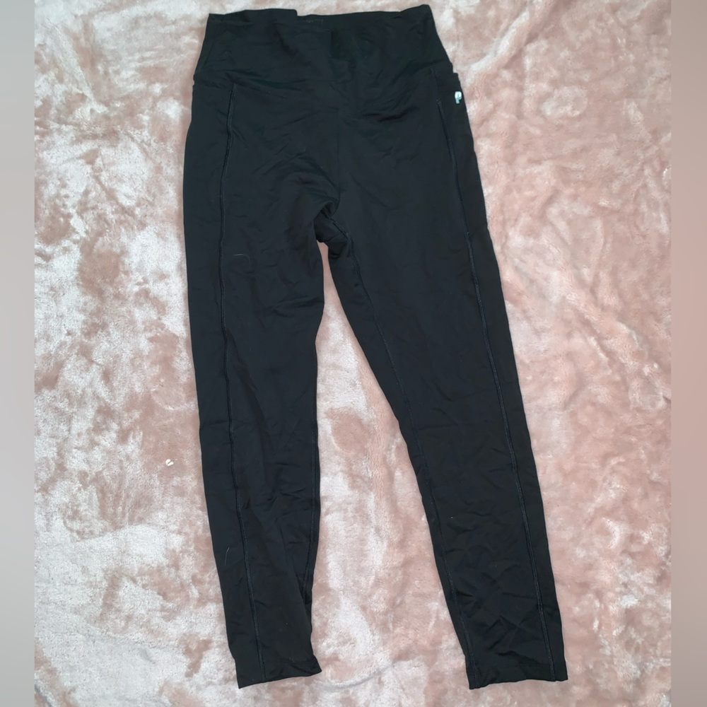 Pink - Ultimate leggings - medium - Victoria’s Secret - pocket